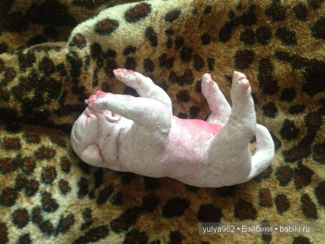 Маленький щенок из пластики Living Doll