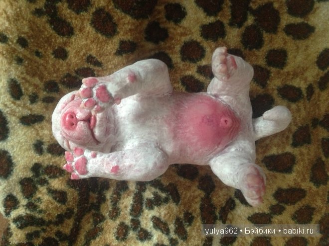 Маленький щенок из пластики Living Doll