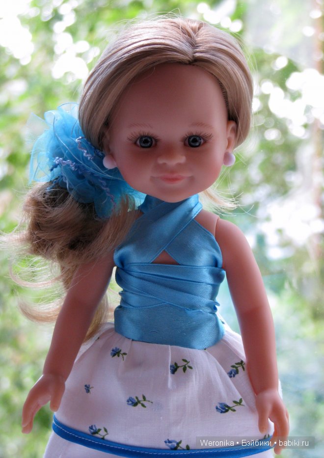 Первые цветы, которые цветут у нас... Моя прогулка с куклой Клеопатра от Paola Reina (фото 3)