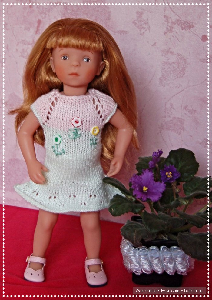 Новые вязанные наряды для любимых девочек Minouche и Paola Reina