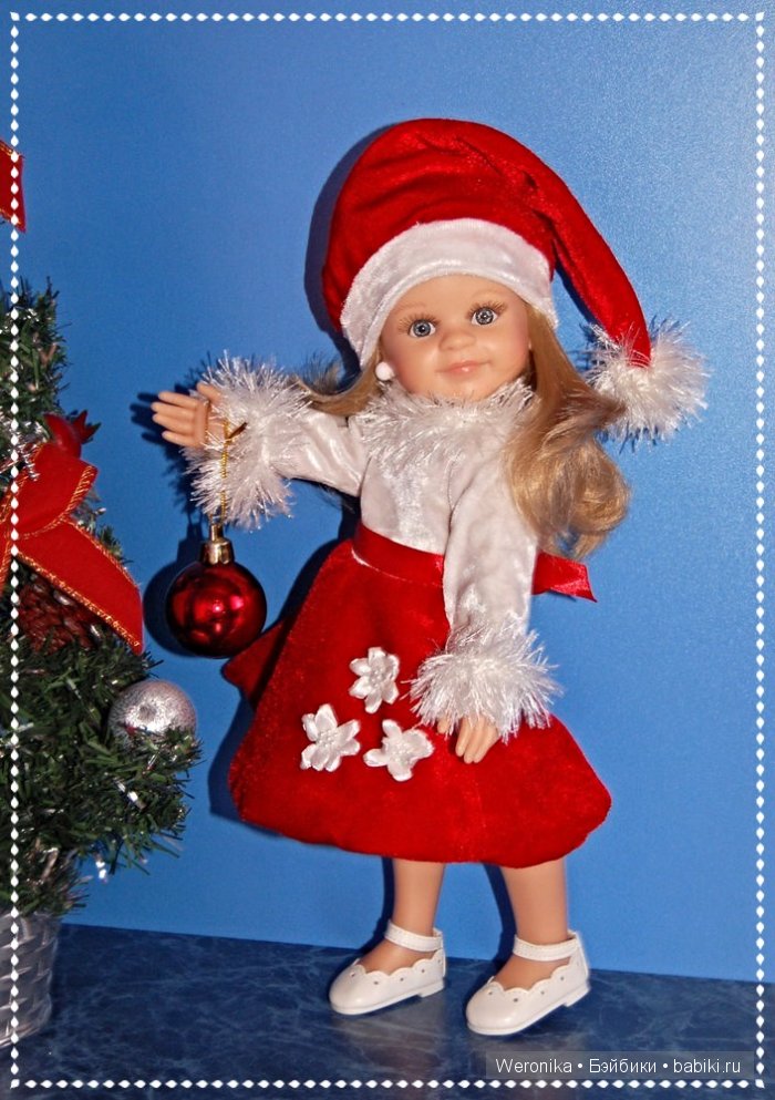 Новогодний комплект "Санта". Подарок от феечки для куклы Клеопатры от Paola Reina (фото 2)