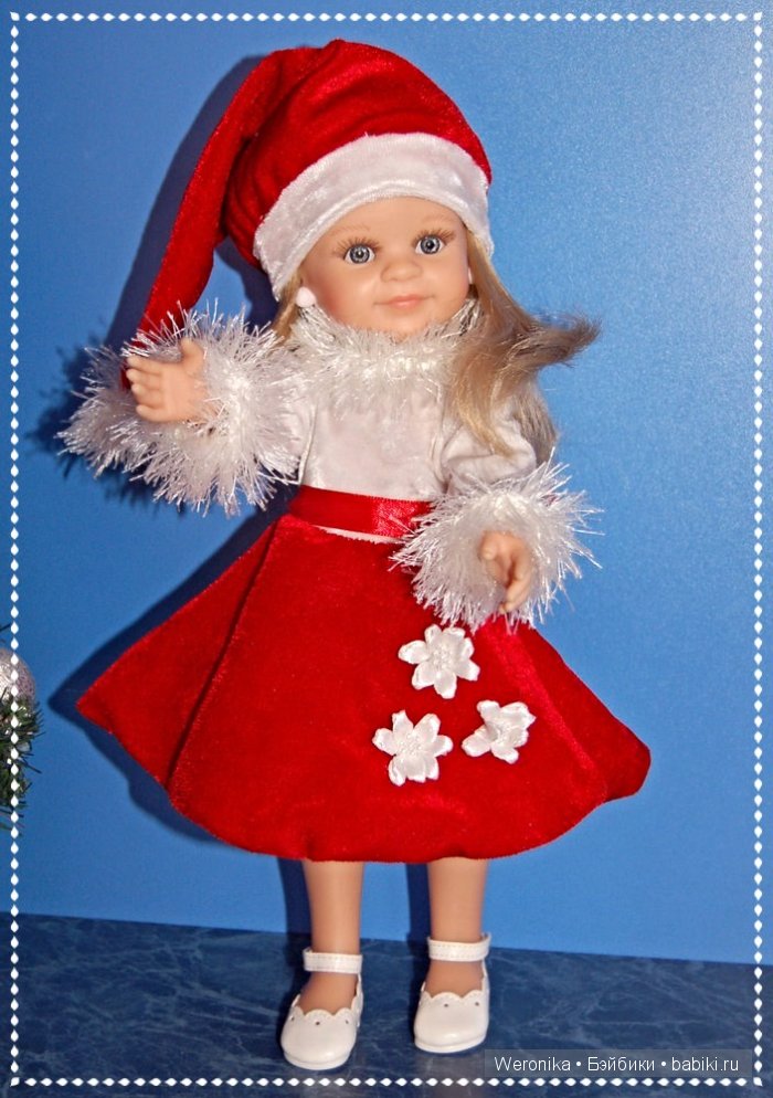 Новогодний комплект "Санта". Подарок от феечки для куклы Клеопатры от Paola Reina (фото 4)