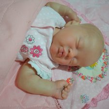 Сплюшечка на молде Reborn Kami-Rose by LAURA LEE EAGLES.
