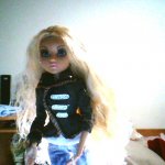 Моя кукла Мокси Тинс Мелроуз. Как поправить косой глаз??