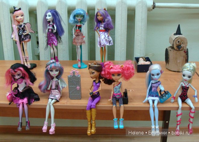 Выставка кукол в школе № 1 г. Ковдор Мурманской области