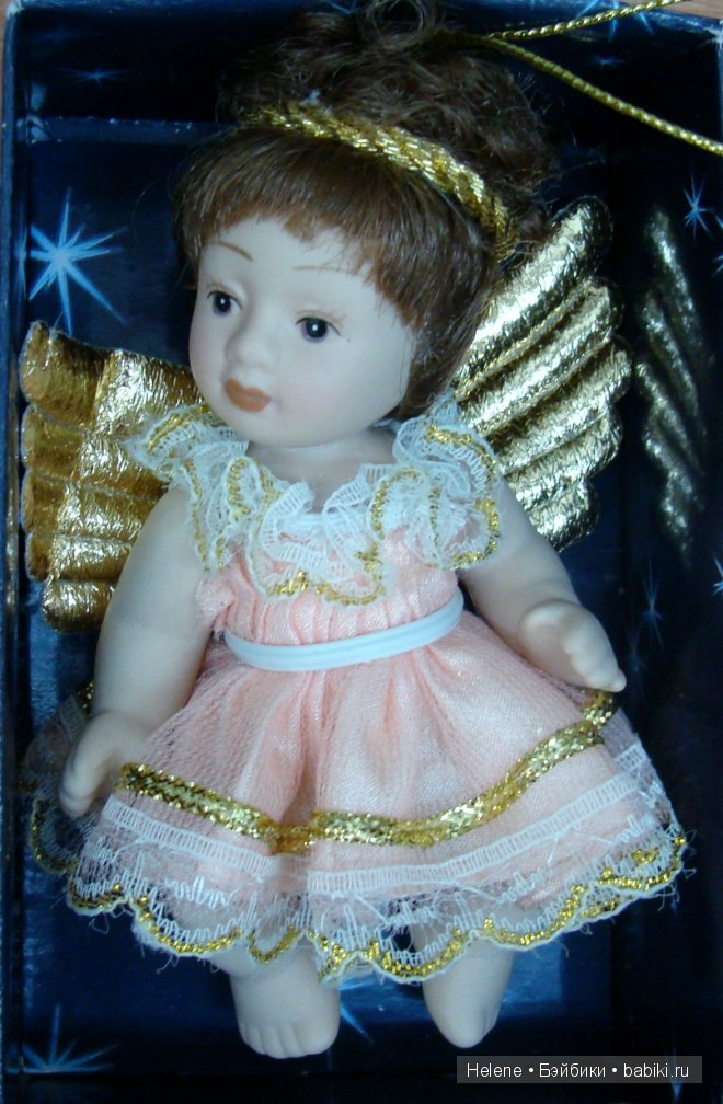 Один день уходящего года. Выставка кукол в школе № 1 г. Ковдор Мурманской области 2014