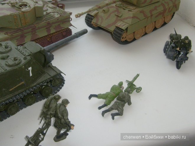 Великий памятный день. Модели танков, солдатиков 1:35 (фото 3)