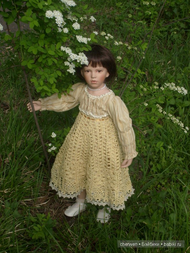 Николь, фарфоровой куклы от ВЕРЫ ШОЛЬЦ (Vera Scholz)