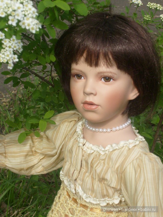 Николь, фарфоровой куклы от ВЕРЫ ШОЛЬЦ (Vera Scholz)