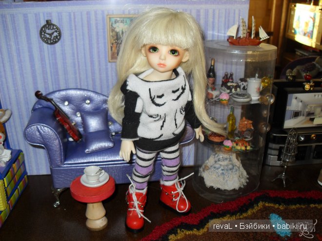 Девочка Женя и ее квартира.Куклы БЖД. мебель