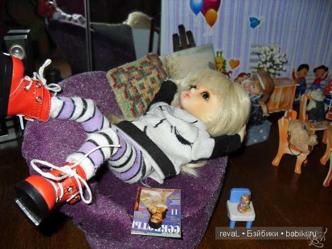 Девочка Женя и ее квартира.Куклы БЖД. мебель