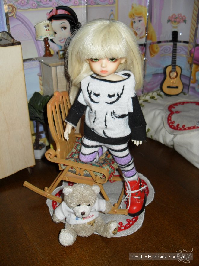 Девочка Женя и ее квартира.Куклы БЖД. мебель