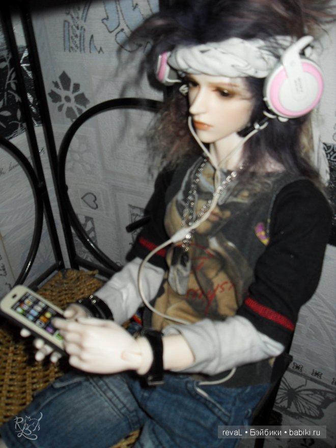 Алекс и Ирис.