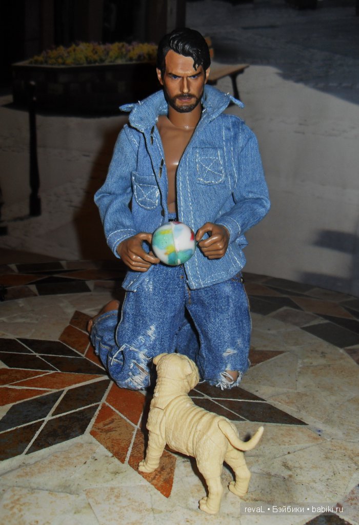 экш-фигурки, Тед Рассел, Я-Любаша Рева