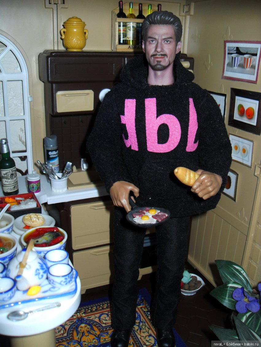 экшн-фигурки, Я-Любаша Рева