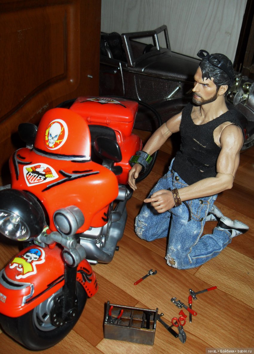 экшн-фигурки, Я-Любаша Рева