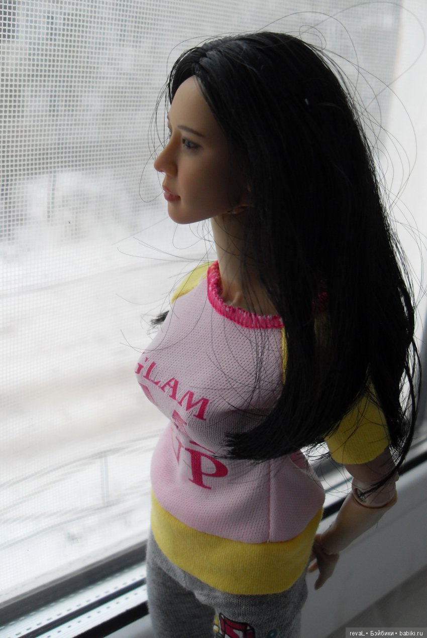 экшн-фигурки, Я-Любаша Рева