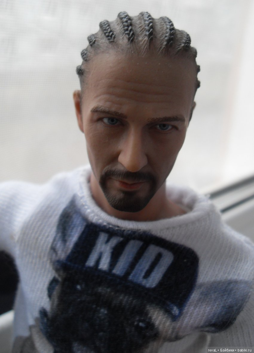 экшн-фигурки, Я-Любаша Рева