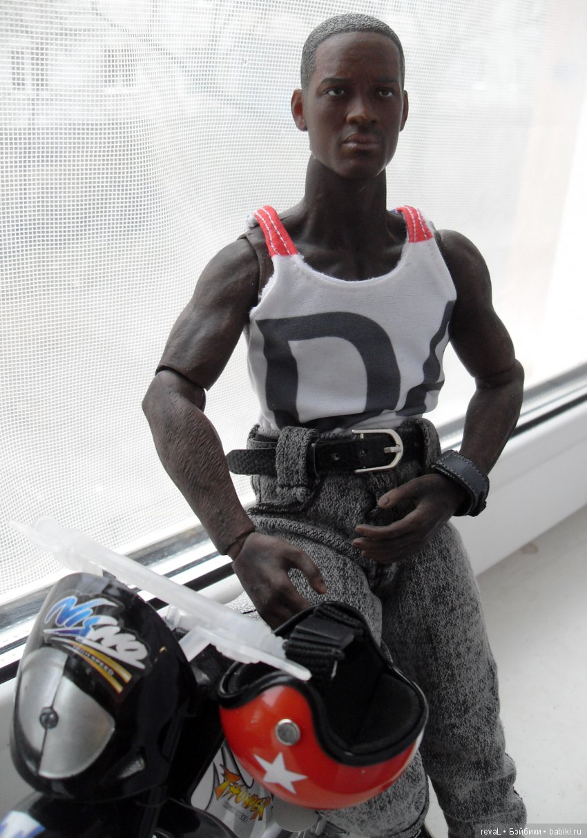 экшн-фигурки, Я-Любаша Рева