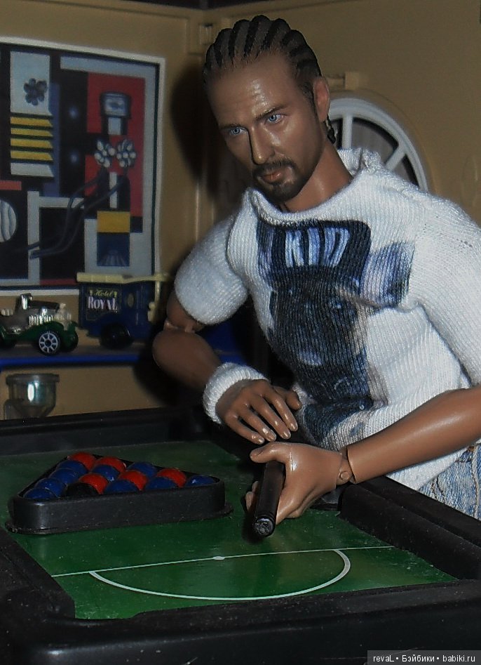 экшн-фигурки, Я-Любаша Рева