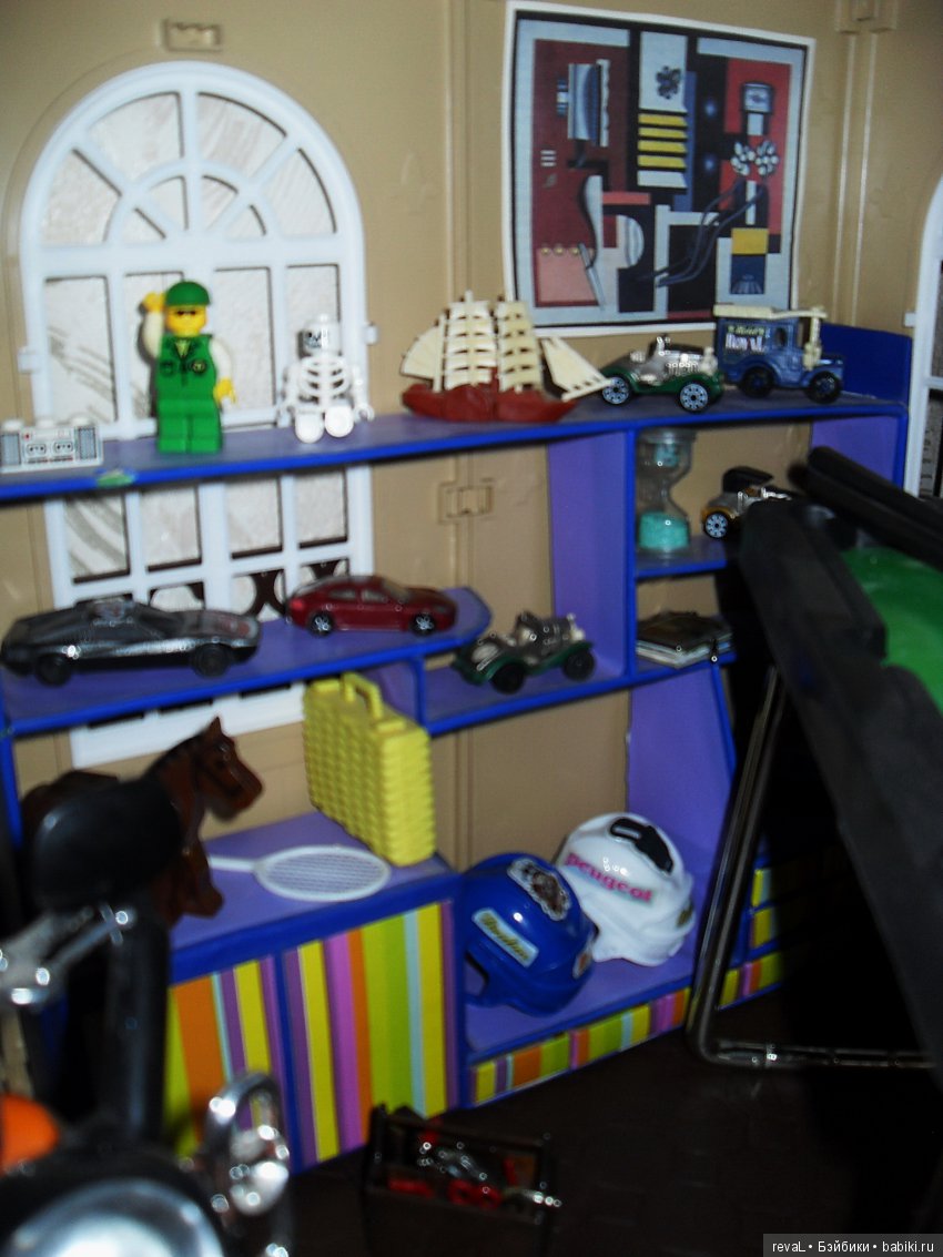 экшн-фигурки, Я-Любаша Рева