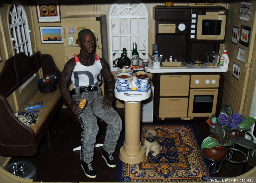 экшн-фигурки, Я-Любаша Рева