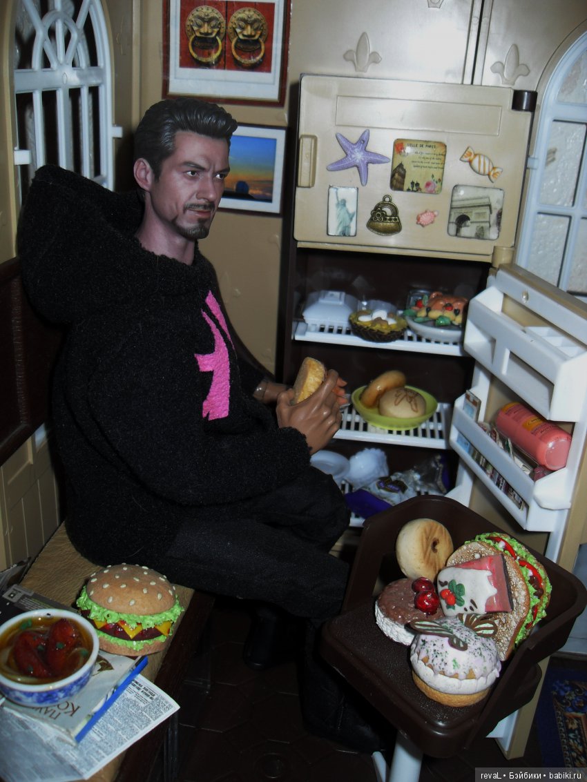 экшн-фигурки, Я-Любаша Рева