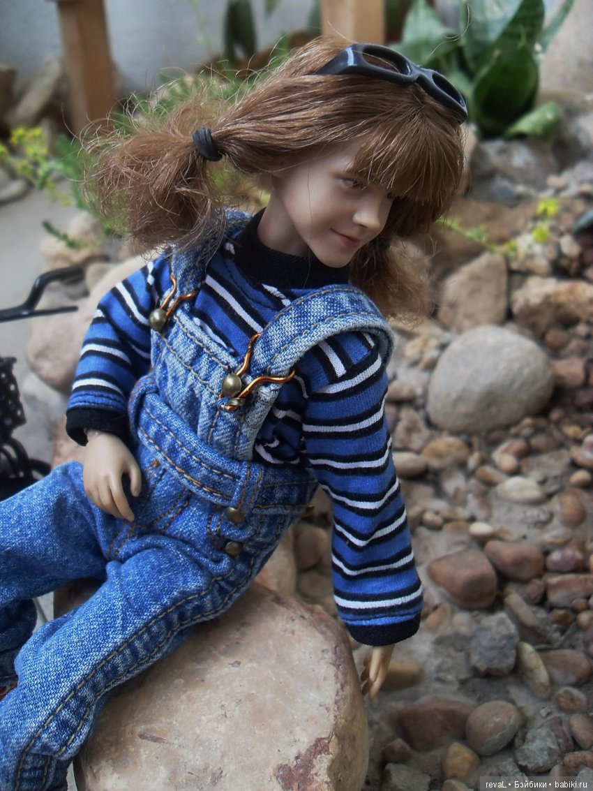 экшен-фигуры, Я-Любаша Рева,revaL