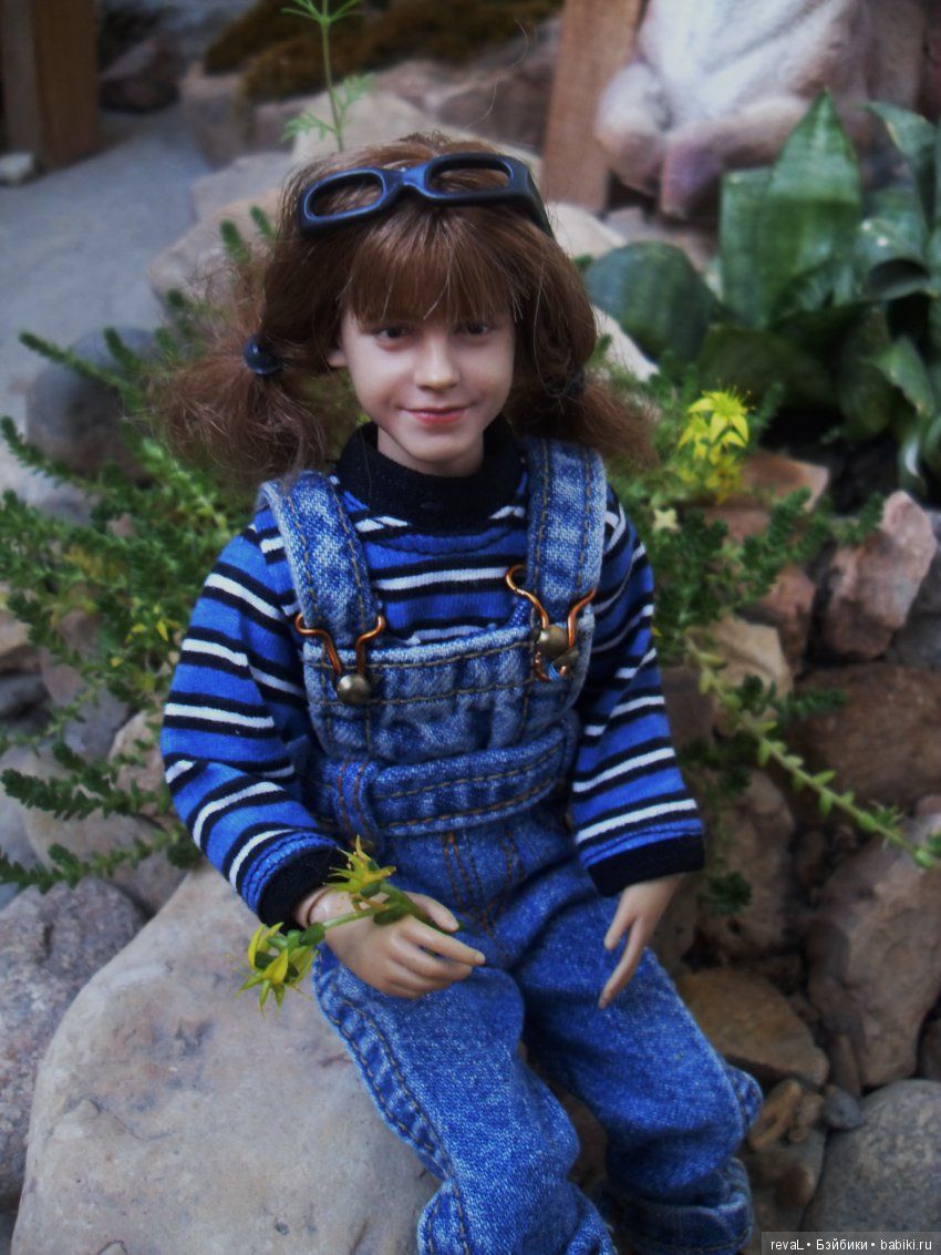 экшен-фигуры, Я-Любаша Рева,revaL