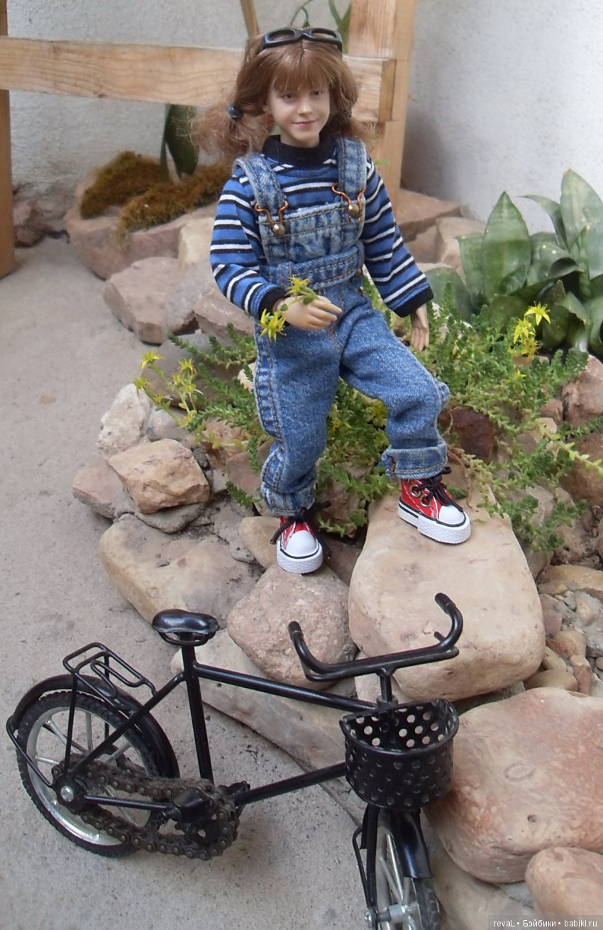 экшен-фигуры, Я-Любаша Рева,revaL