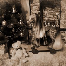 Машина времени или превращение лошадки из старой сломанной в новую старинную