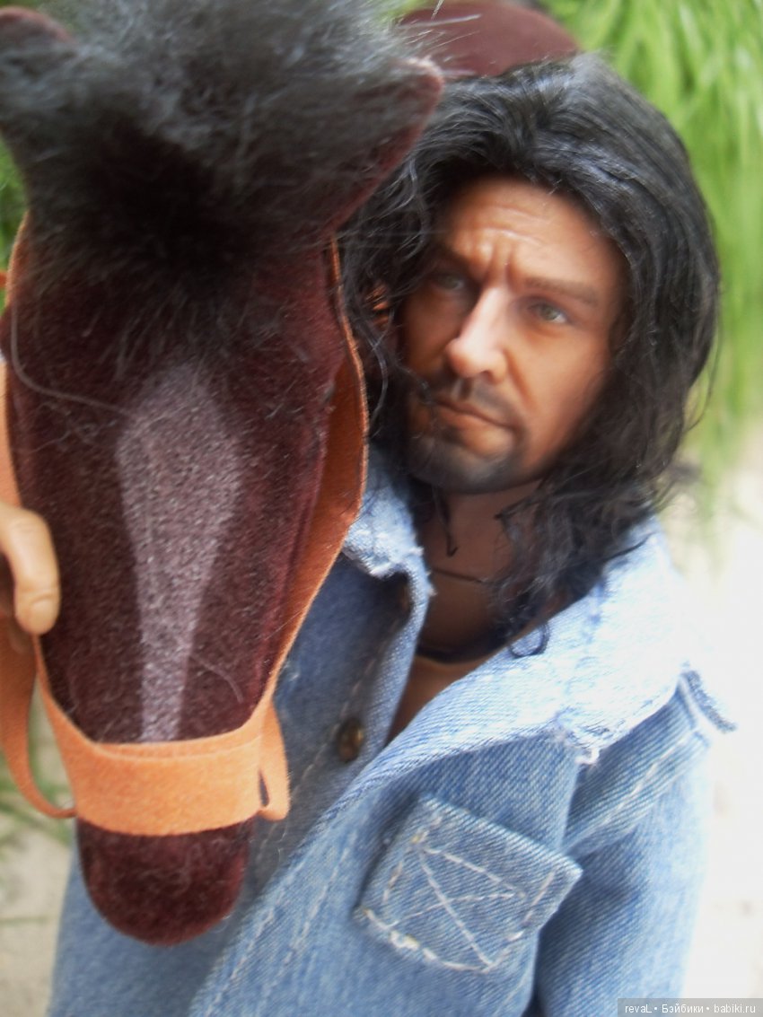 экшн-фигурки, Я-Любаша Рева