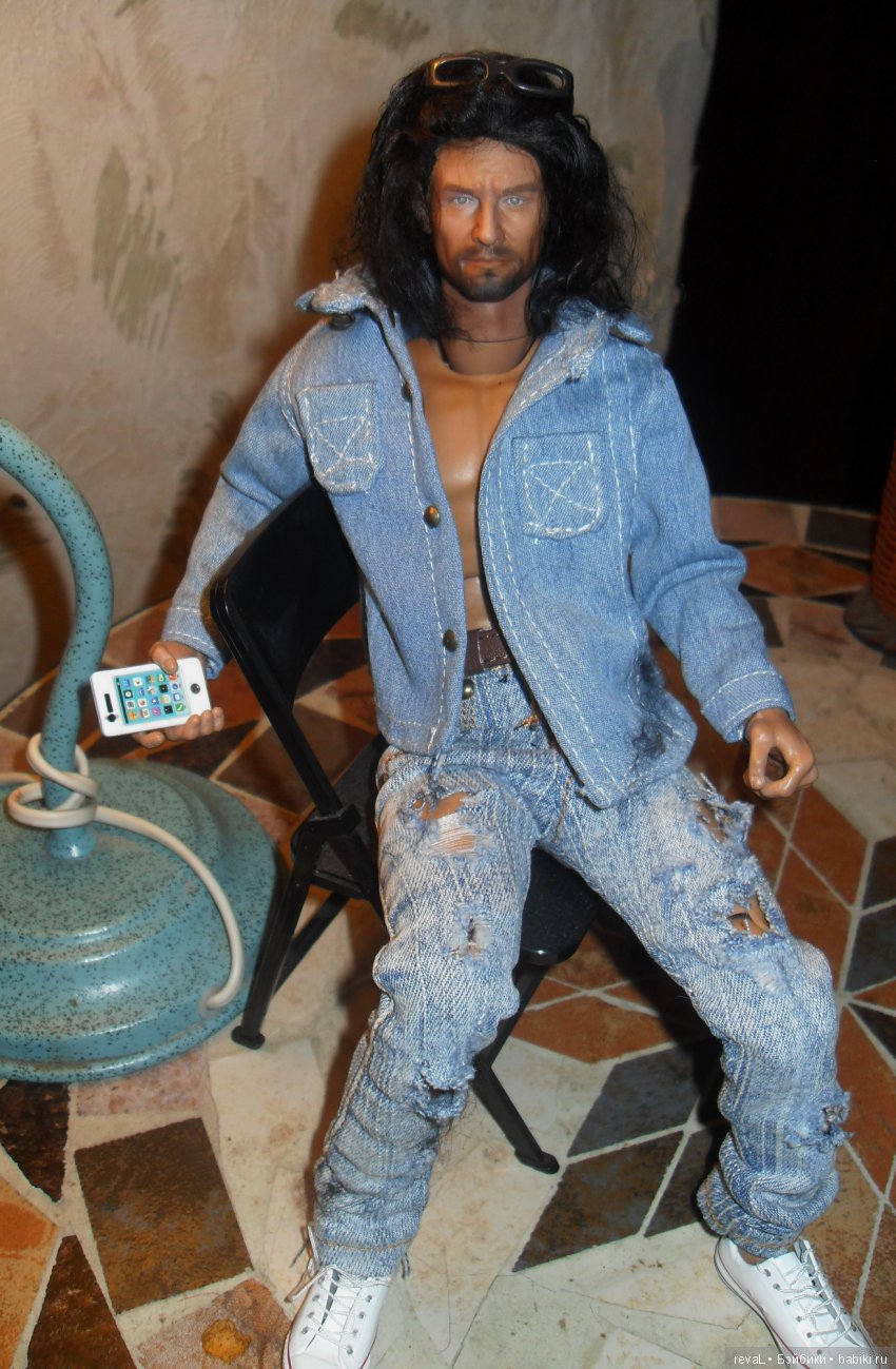 экшн-фигурки, Я-Любаша Рева