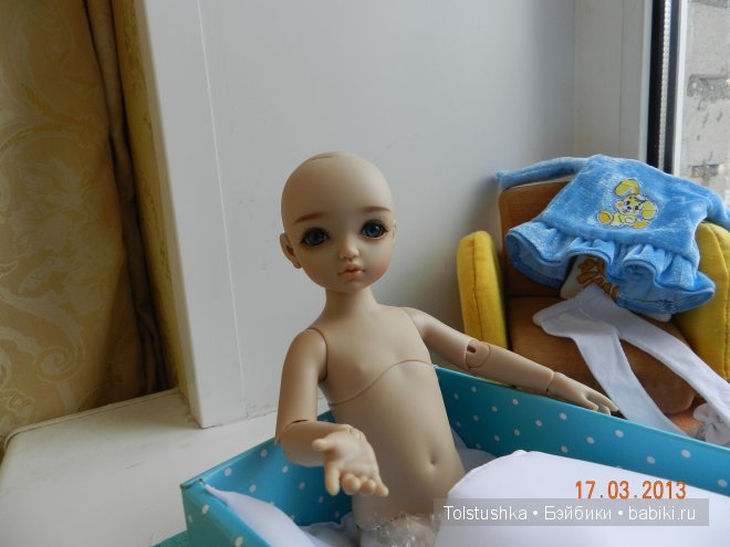 бжд Иплхаус,Ани