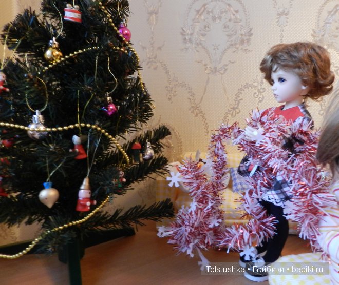 Мы наряжаем ёлку | Бэйбики Мы наряжаем ёлку — Куклы Iplehouse (Иплхаус): BJD (БЖД)