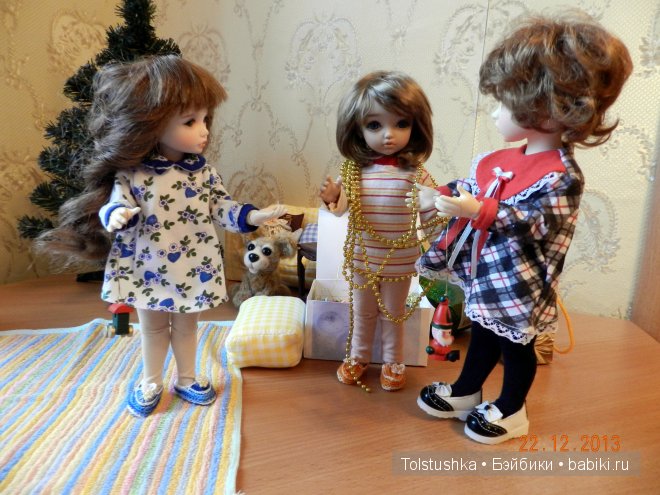 Мы наряжаем ёлку | Бэйбики Мы наряжаем ёлку — Куклы Iplehouse (Иплхаус): BJD (БЖД)