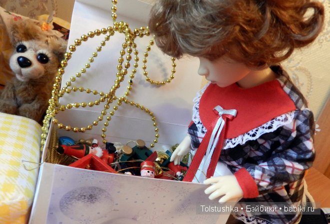 Мы наряжаем ёлку | Бэйбики Мы наряжаем ёлку — Куклы Iplehouse (Иплхаус): BJD (БЖД)