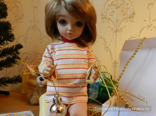 Мы наряжаем ёлку | Бэйбики Мы наряжаем ёлку — Куклы Iplehouse (Иплхаус): BJD (БЖД)