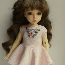 Розовое платьице