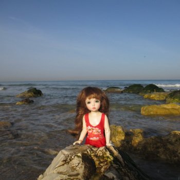 Грустная русалочка.