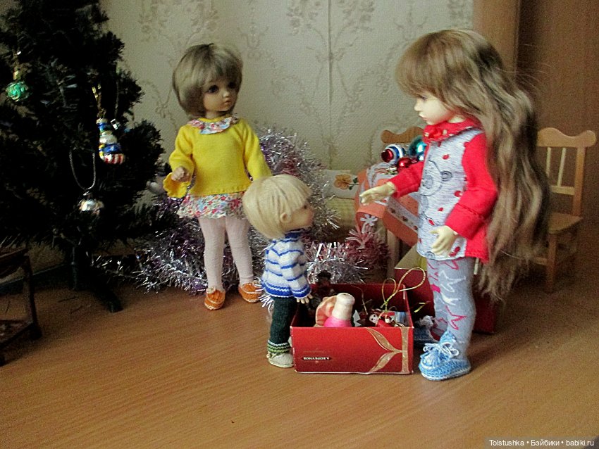 Как мы елку наряжали | Бэйбики Как мы елку наряжали — Куклы Iplehouse (Иплхаус): BJD (БЖД)