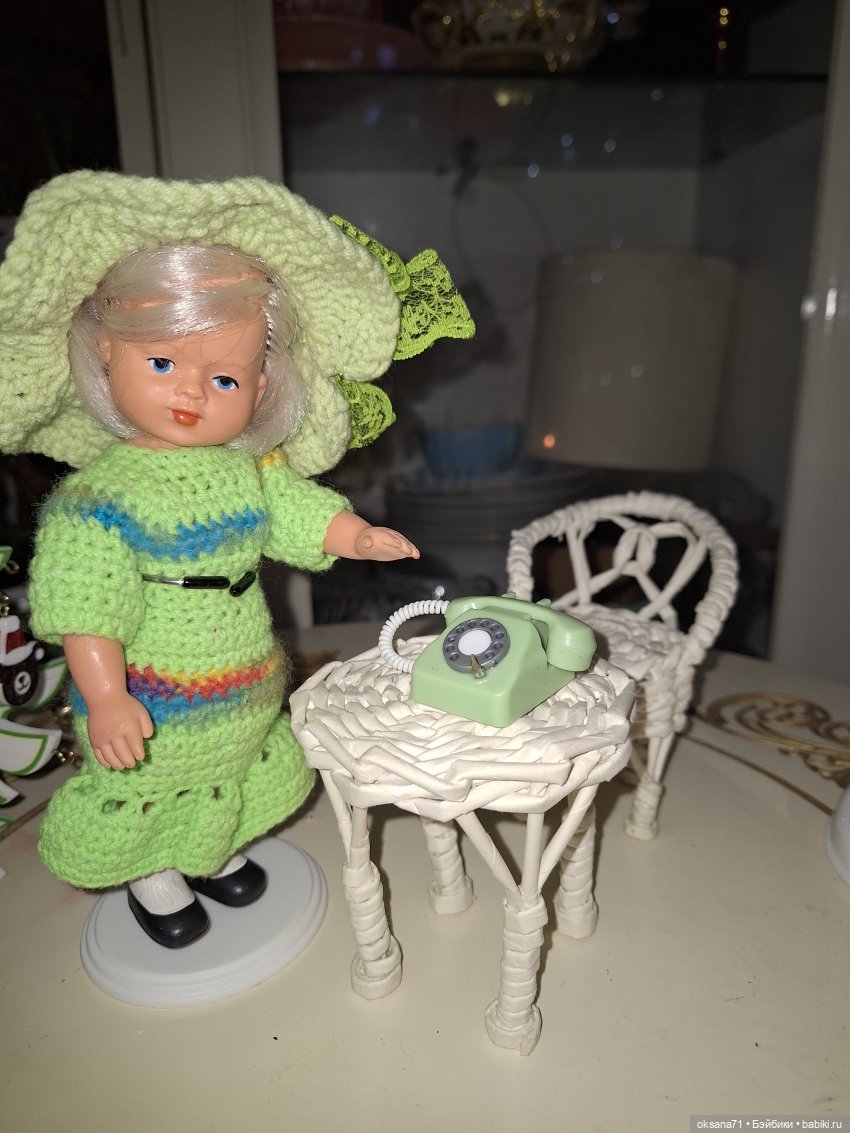 Малышки ГДР .Новенькая или Полочка для Тебби (фото 4)