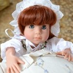 Игровая куколка от Schildkrot или маленькая черепашка.