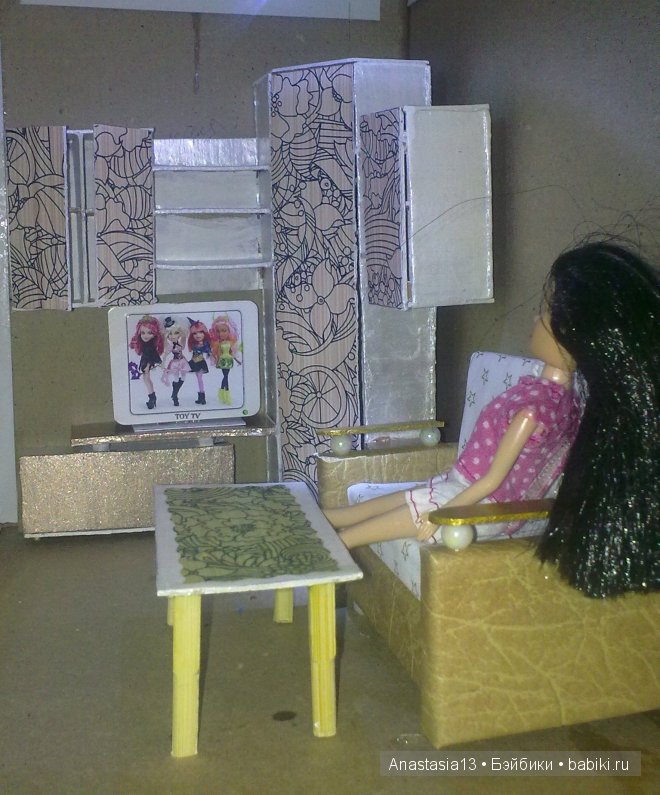 Сбыча мечт продолжается. Гостиная для кукол (фото 7)