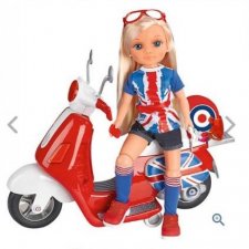 Нэнси на мото в Лондон