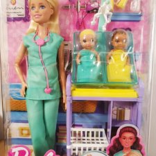 Barbie Careers Doll Врач с двумя малышами