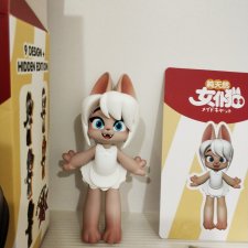 Коллекционная фигурка Кошечка со своим питомцем №10