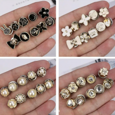 Брошки-пины для украшения кукольной одежды и не только