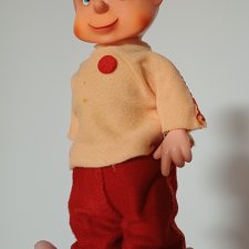 Винтажная заводная кукла