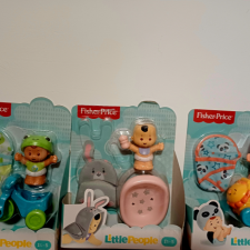 Наборы с малышами от Fisher-Price серия Little People